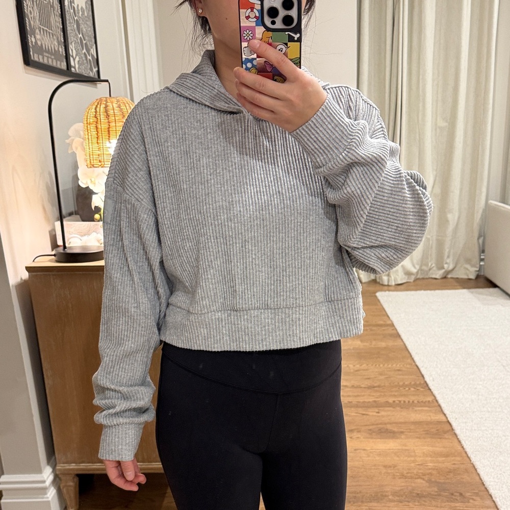ALO Gray Ribbed Cropped Hoodie